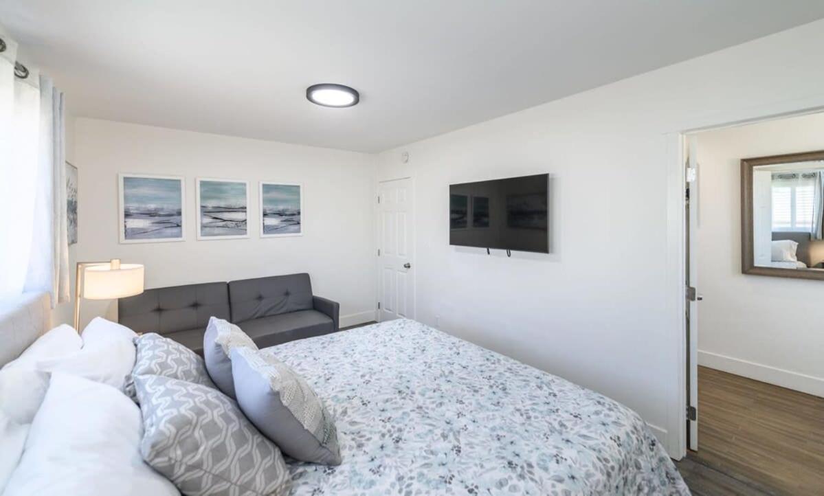 אנהיים Spacious Disneyland 5 Bedroom 4 Bath House With Game Room מראה חיצוני תמונה
