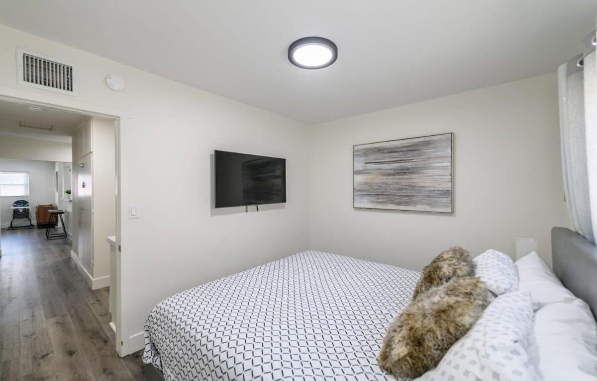 אנהיים Spacious Disneyland 5 Bedroom 4 Bath House With Game Room מראה חיצוני תמונה