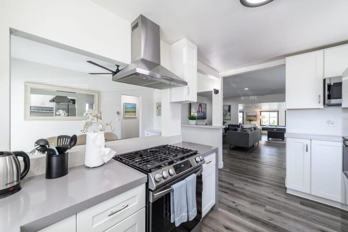 אנהיים Spacious Disneyland 5 Bedroom 4 Bath House With Game Room מראה חיצוני תמונה