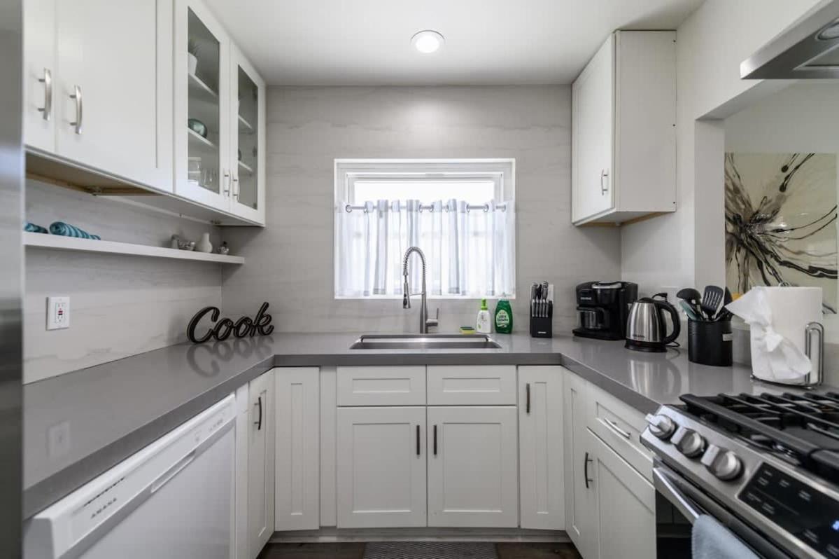 אנהיים Spacious Disneyland 5 Bedroom 4 Bath House With Game Room מראה חיצוני תמונה