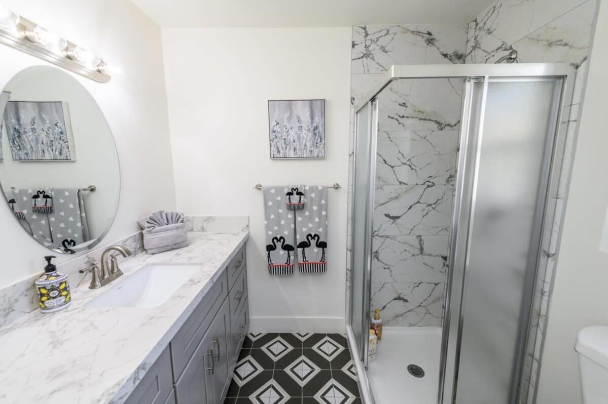 אנהיים Spacious Disneyland 5 Bedroom 4 Bath House With Game Room מראה חיצוני תמונה