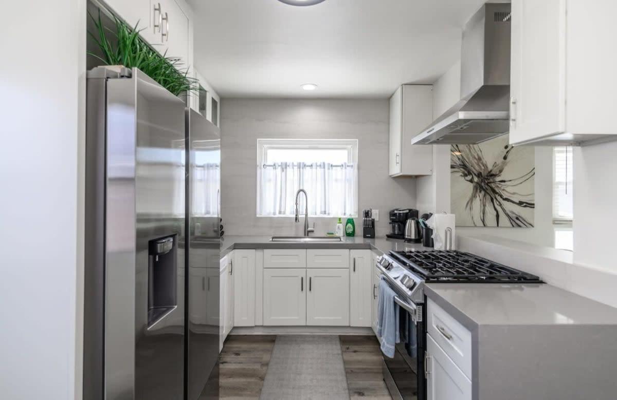 אנהיים Spacious Disneyland 5 Bedroom 4 Bath House With Game Room מראה חיצוני תמונה