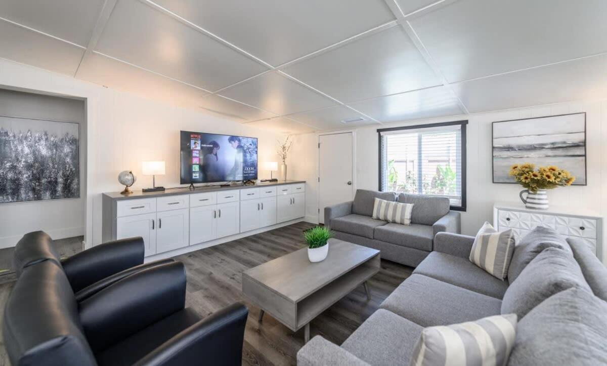 אנהיים Spacious Disneyland 5 Bedroom 4 Bath House With Game Room מראה חיצוני תמונה